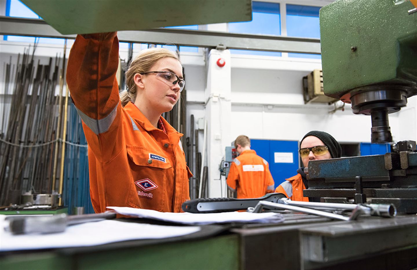 FLEIRE PÅ NÆRSKULE: Det blir fleire klassar på teknologi og industrifag, og bygg og anlegg. (foto: Morten Wanvik/Vestland fylkeskommune)