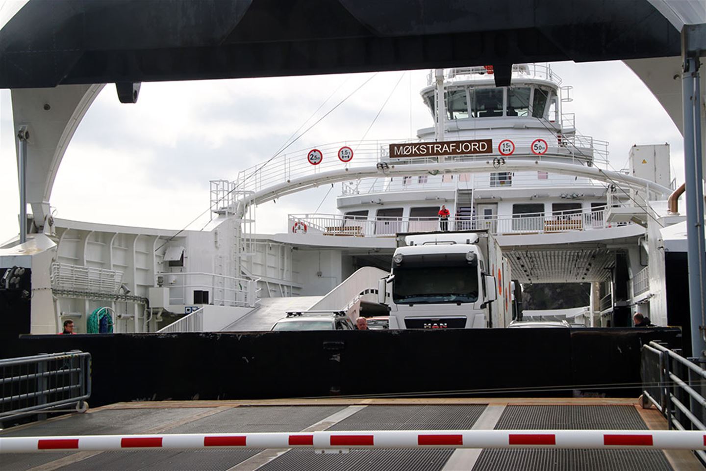 NULLUTSLEPP: Vestland har halvparten av dei elektriske ferjene i landet. «Møkstrafjord» trafikkerer Krokeide – Austevoll.