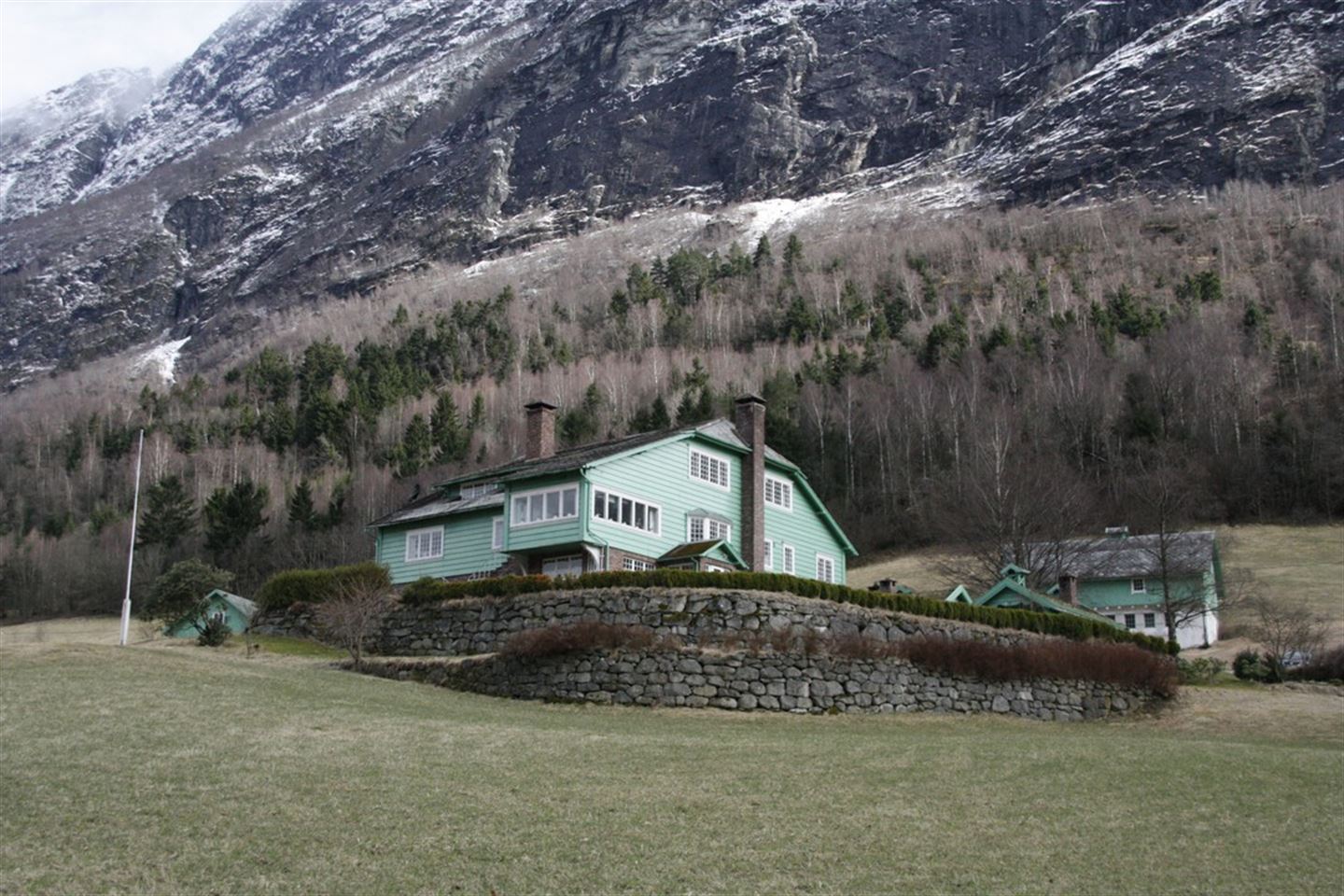 foto av Singerheimen i Olden i Stryn