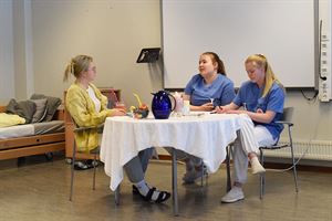 foto frå fylkesmeisterskapen i helsearbeidarfaget i 2022