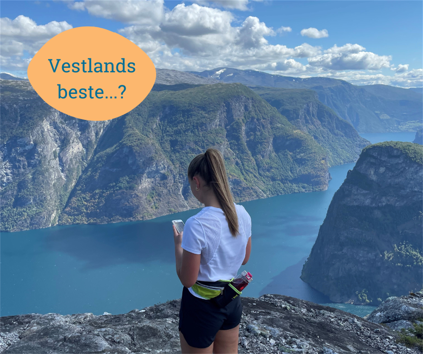 jente på toppen av fjellet Skomakernipa