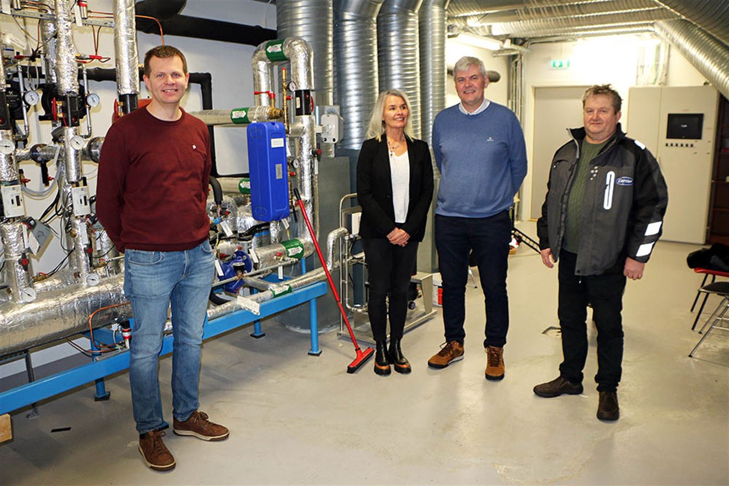 Elevar på Slåtthaug vgs i rom styrer varme på skulen.