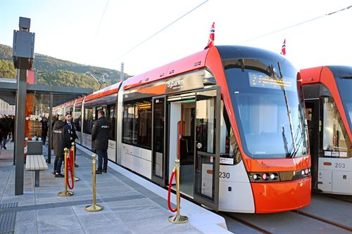 Bybanevogn ved haldeplass i Fyllingsdalen.