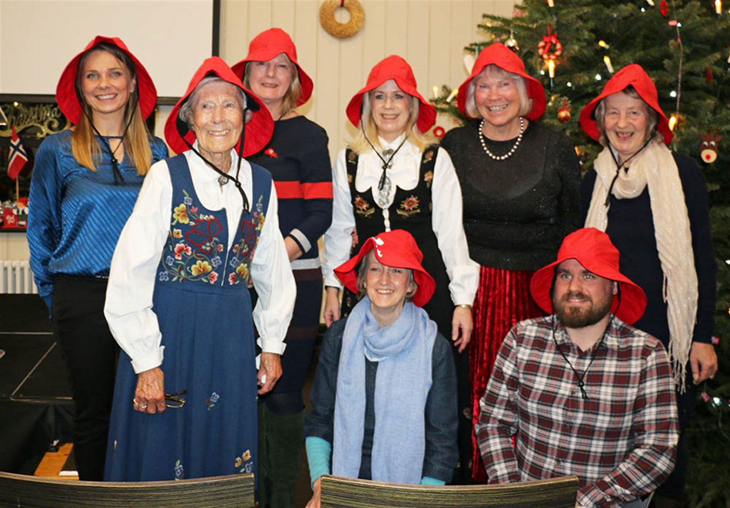 Mange personer stilt opp.