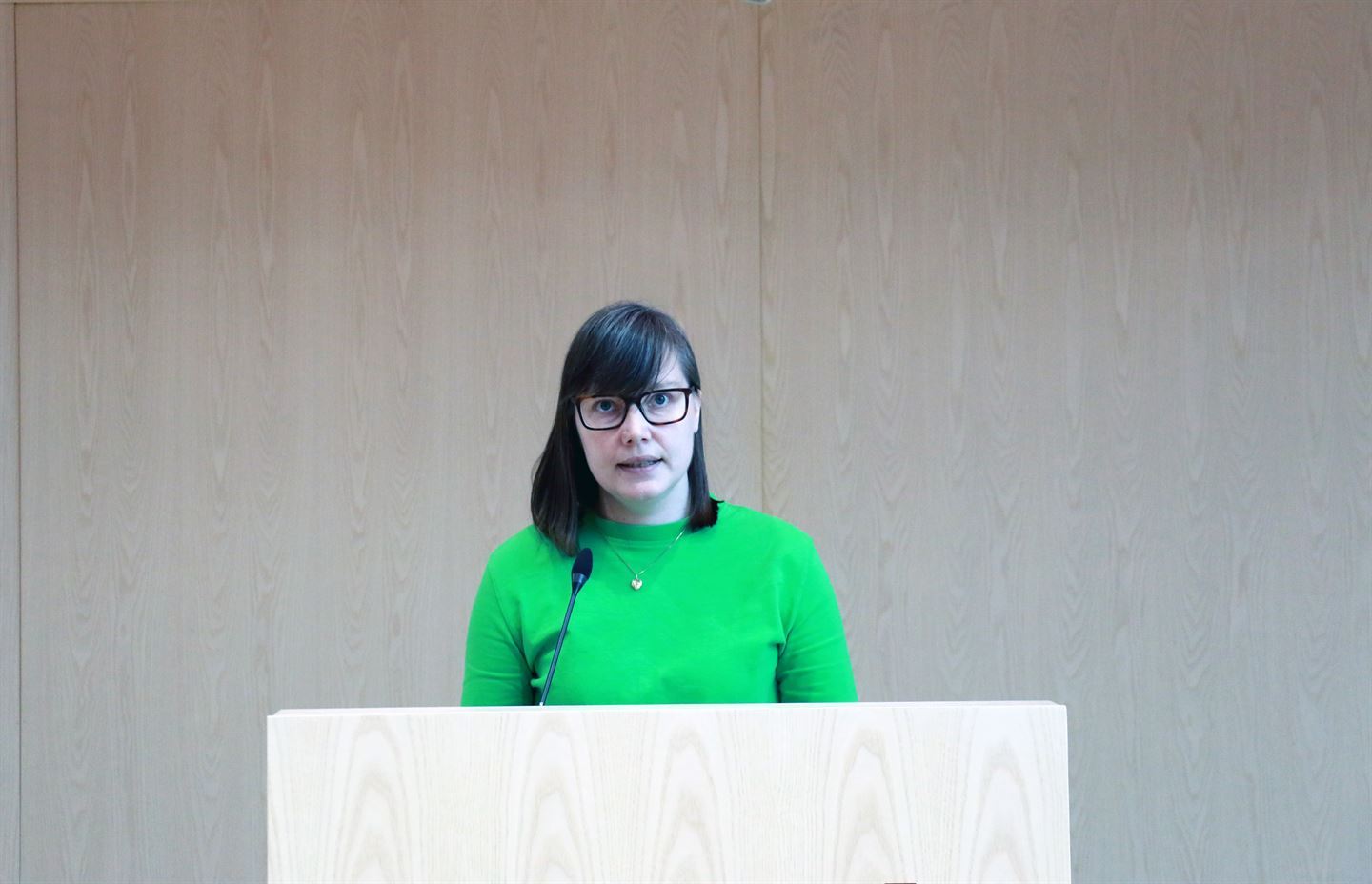 Fylkestingspolitikar Suzanne Rødseth snakka om kampane ho har kjempa. Foto: Silje Alvsaker/Vestland fylkeskommune