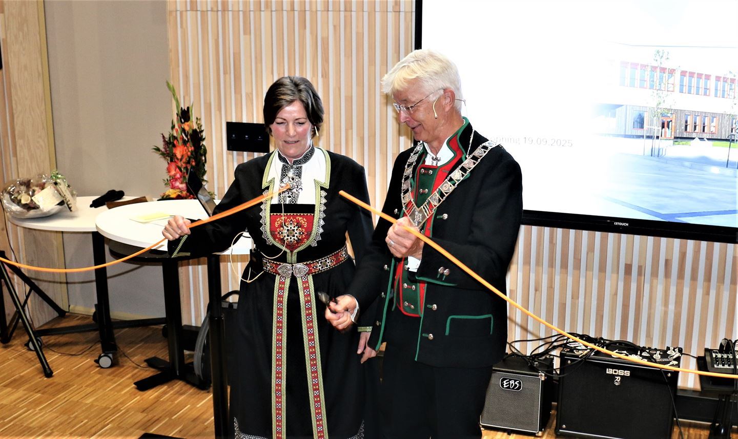 Snorklipp og to personar