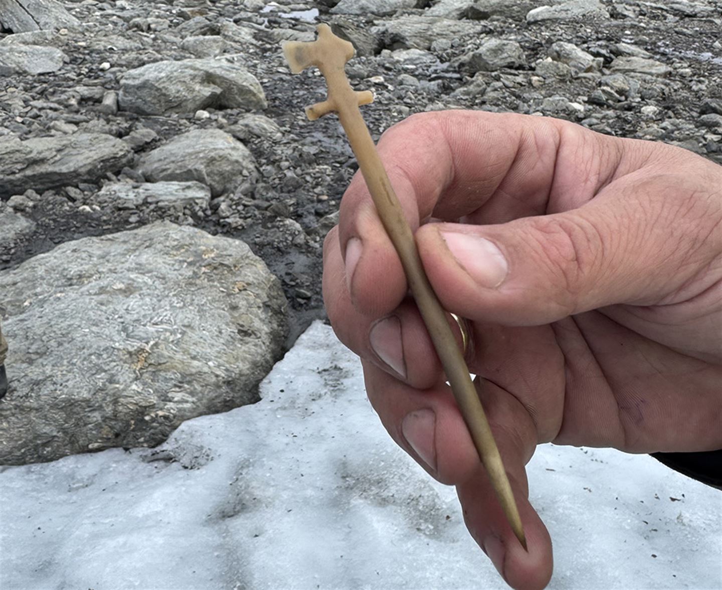 1500 år gamal draktnål