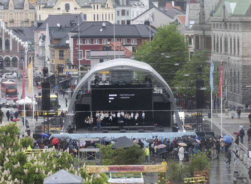 TILSKOT: Festspillene i Bergen er saman med Stiftelsen Bergen Kjøtt dei søkjarane som får det største tilskotet frå Regionalt kulturfond Vestland i år, med ein million kroner kvar. (Illustrasjonsfoto frå eit av arrangementa under festspillene i 2026: Thor Brødreskift / Festspillene i Bergen)