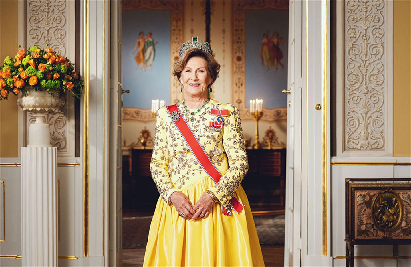 portrettfoto av dronning Sonja