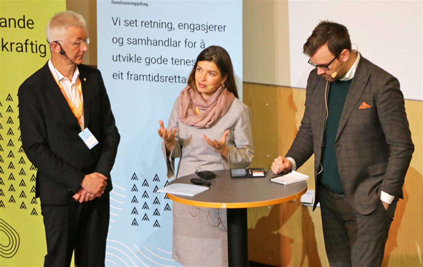 RETNING: Fylkesordførar Jon Askeland, stortingsrepresentant Liv Kari Eskeland og Morten Myksvoll i Bergens Tidende diskuterer retninga til Vestland dei neste 10 åra.