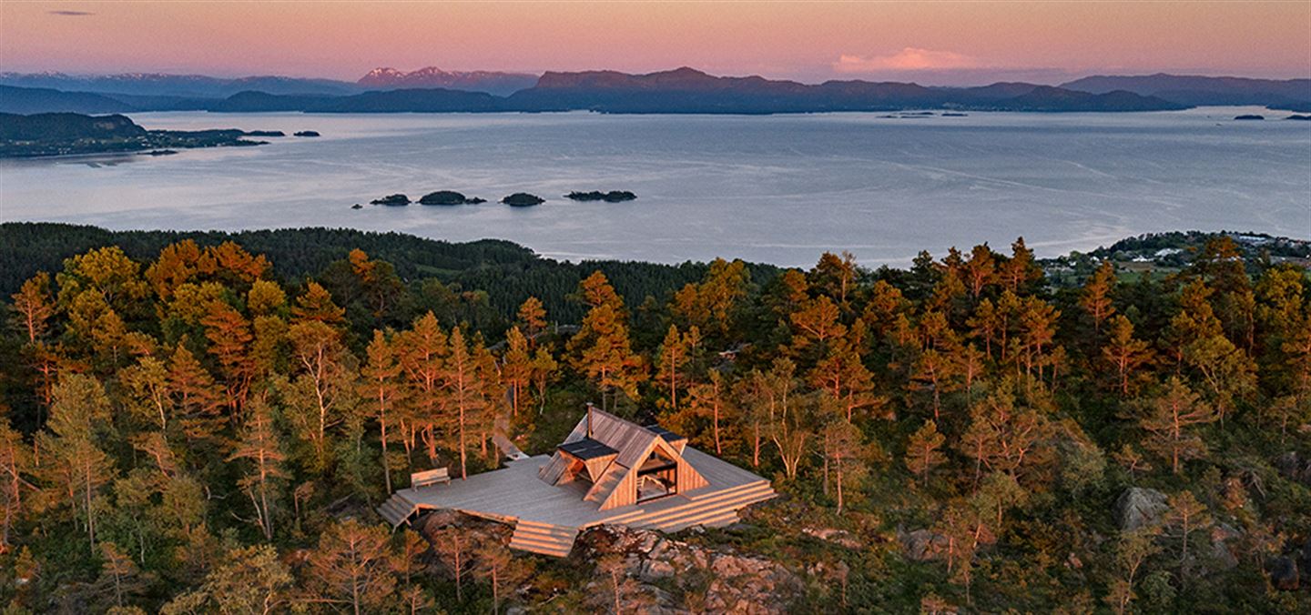 Dagsturhytta Borgabuo i Bjørnafjorden