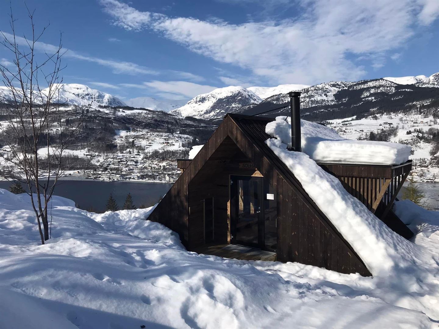 Solhaug, dagsturhytta i Ulvik herad. Foto: Anne-Marit Lekve