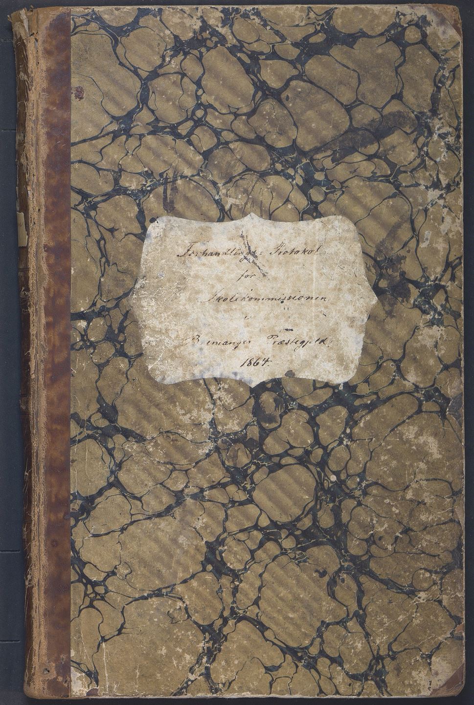 Framside på gamal møtebok. Tekst: Forhandlings - protokol for Skolekommissionen Bremanger Præstegjeld 1864.