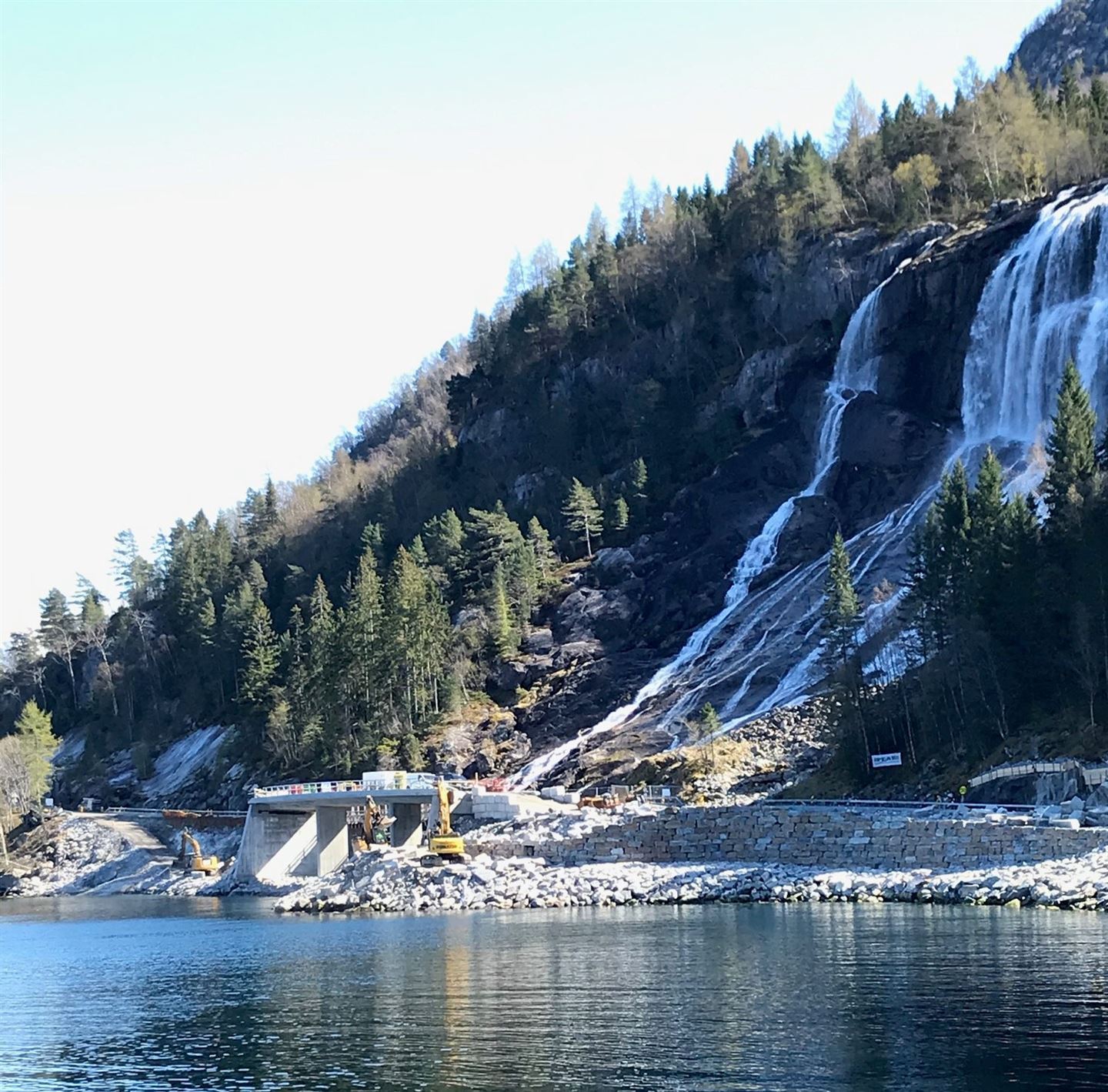Furebergfossen bru snart ferdig