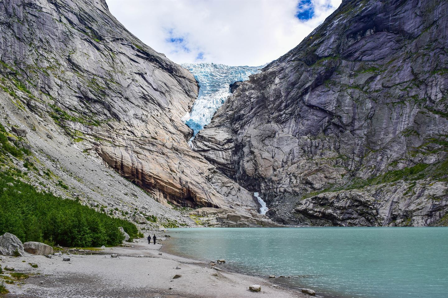 foto av Briksdalsbreen