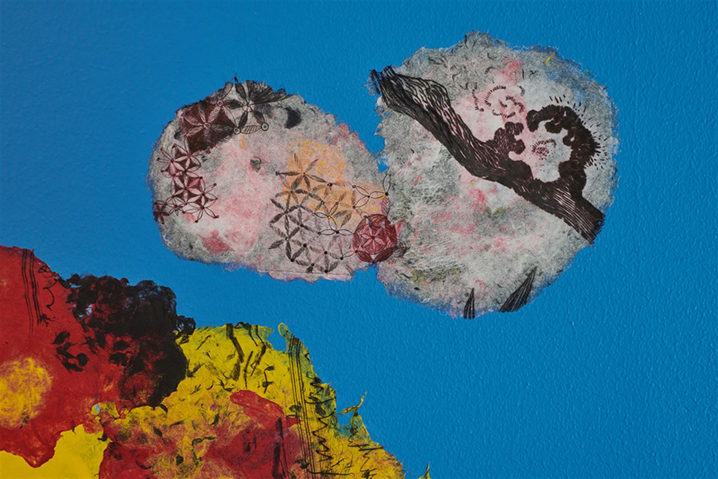 Kunstverket Med vind på Åsane vidaregåande skule.